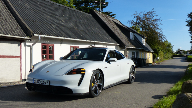 Illustration for article titled The Electric 2020 Porsche Taycan: What We Learned Over 400 Fast Miles